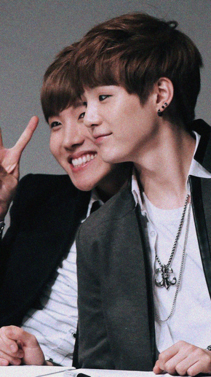 btstylxs: ⇢ yoonseok / sope lockscreens ⇠reblog or like if you save.