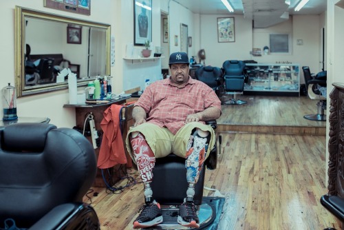 PHOTO - “Cuts” by Franck Bohbot - Barbers & barbershops, New York City, november 201