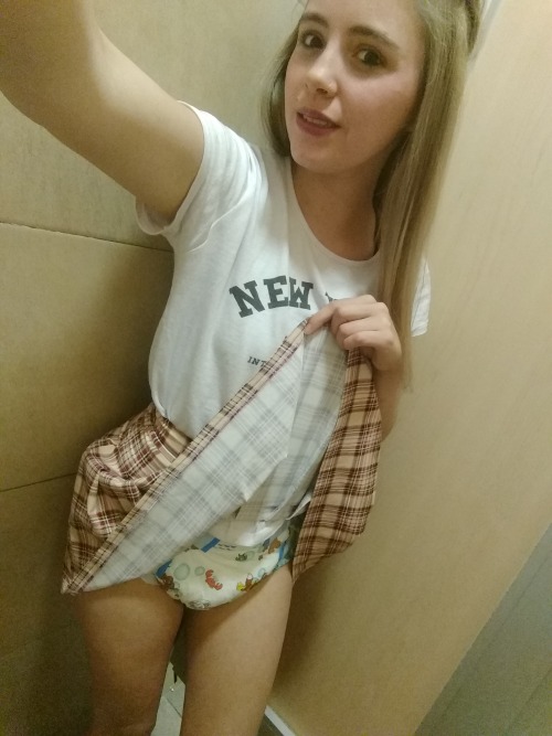 abdl-diapers-girl-arg: