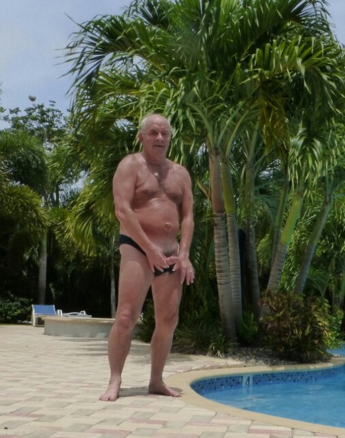 pandora497: Goodlookin daddy