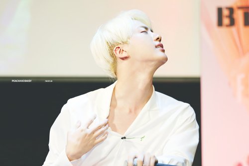  PEACH AND DAISY | Do Not Edit.