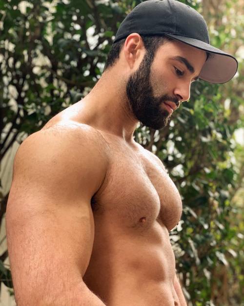 ultra-masculine:  Ben Zerbst (@ben_zerbst porn pictures