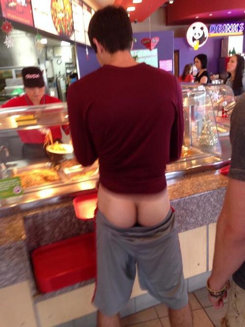 erljr:  Express your inner panda  How come I never see this while shopping??