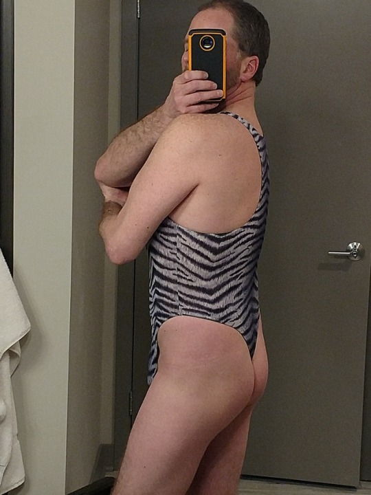 Some new suits !! Love a thong cut bottom bodysuit 😍 😍🎉