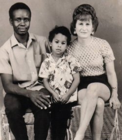 blackfashion:  dynastylnoire:  babycakesbriauna:  elegantpaws:  greenatlas:  ”This is my dad. Hamidu Mamuda. I haven’t seen him since this picture was taken. Circumstances beyond my control. I want to find out what happened to my dad. If you are Nigerian