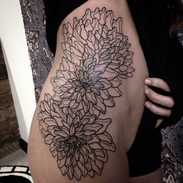 black-stabbath:  Started / lined some freaky flowers today on the lovely Katy! Cannot