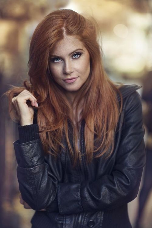 redhead-hotties:Redhead Hottie Tolle Sommersprossen