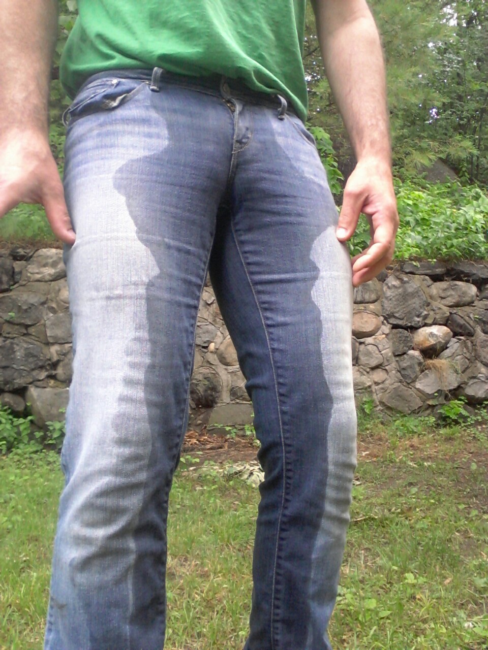 bgroovymike: ipmypantz:  These jeans have been pissed about a dozen times. faggot