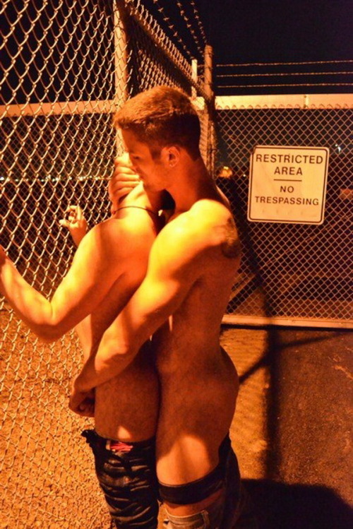 thefagmag:  In the street