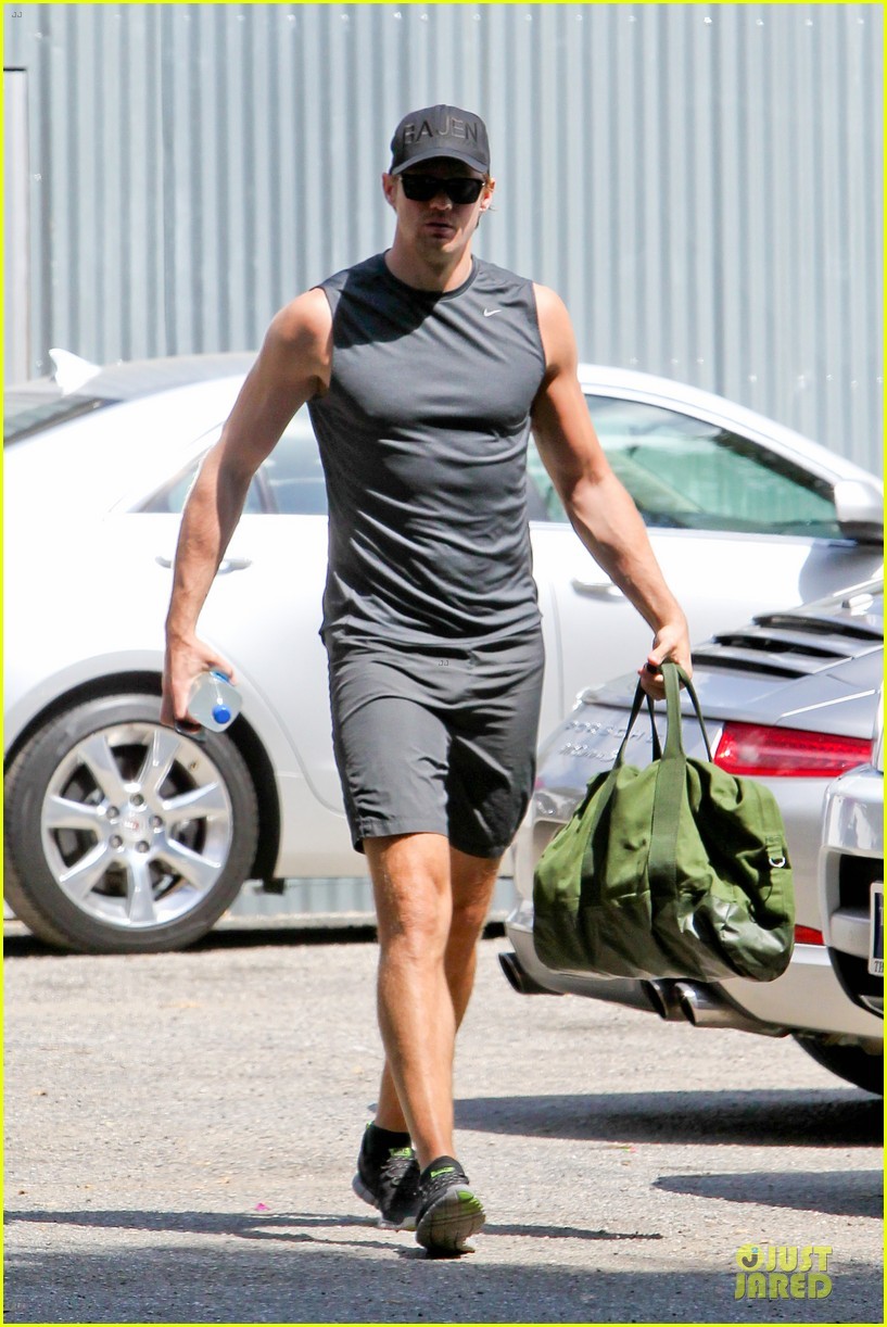 hotfamous-men:  Alexander Skarsgard
