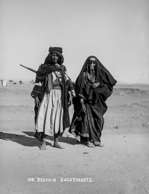 thevintagearab:An Arab Couple.