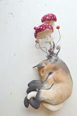 ohmisterfinch: Toadstool fox by Mister Finch http://www.mister-finch.com/ 