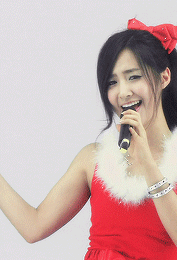 sonesource:  Soshi Christmas Countdown 🎄 December 19th: Santa Baby (091231) 