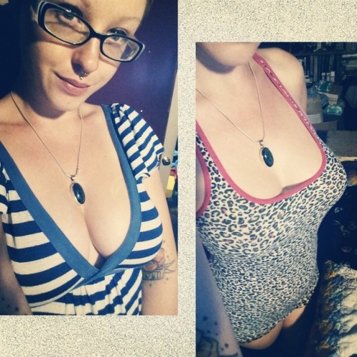 dreagentry:  #boobs #clipvia #camgirl #stripes #leopardprint