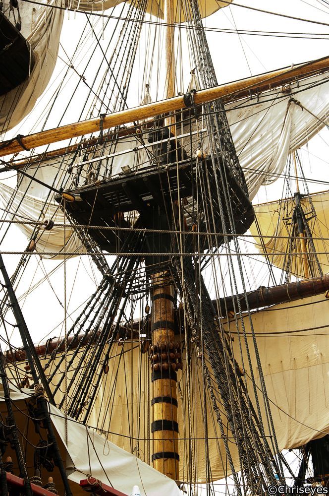 hms-surprise:    Grand mât du “Götheborg”  
