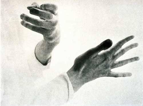 weepling:Paul Rockett - Glenn Gould’s Hands (1956)