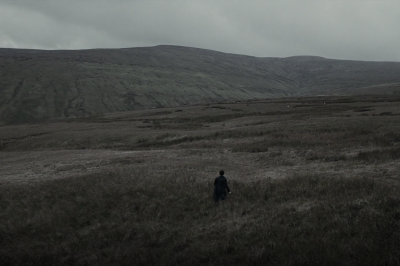 amindindisarray:Wuthering Heights (2011) - people in landscapes 