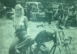 pbr-street-gang:The OL’ LADIES of NEW ENGLAND Biker Lifestyle/April 1982