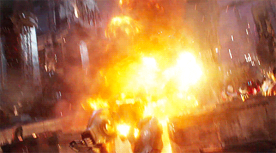 maecatt: wouldyoukindlymakeausername: Optimus Prime in Bumblebee (2018) 