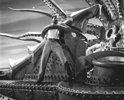 atomic-chronoscaph:20,000 Leagues Under the Sea (1954)