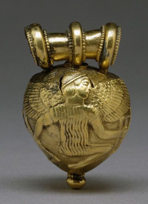 archaicwonder:Etruscan Gold Bulla with Daedalus and Icarus, 5th Century BCA “bulla” is a hollow pend
