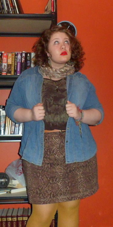 thriftorama:  WHERE ARE THE WILD THINGS, ANYWAY? Top: Thrifted (Carousel Thrift Shop….I tore 