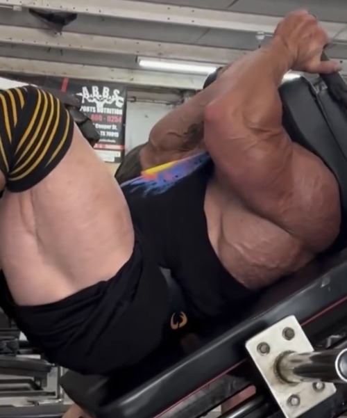 Jordan Janowitz July 24 Grunting Legporn Compilation