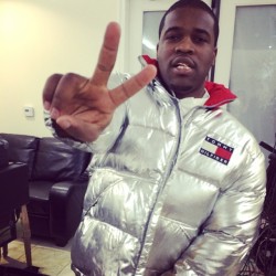 yamborghini:  asapferg:  Jiggy nigga shit #asapferg  goddamn trap lord just body the entire game with the platinum tommy jacket look like straight out the wardrobe of kenan and kel show 