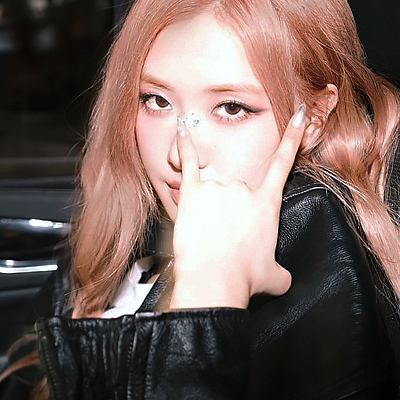 awaregei:rosé ; random iconslike or reblog if u save  don’t repostaction made by @harupsds + psd made by @peachcoloring