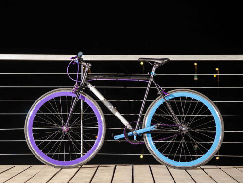 fastcompany:
“This Ingenious Bike Doubles As Its Own Lock
Is it possible to make a bike that can’t be stolen? Locks can be hacked or pried open with the right tools and a little time (and depending where you are, it’s possible nobody will pay any...