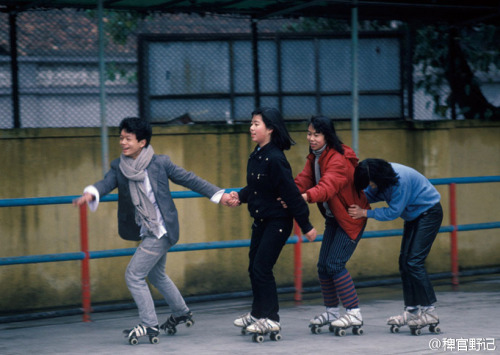 Porn photo niubibeijing:  80年代的中国着装 China’s