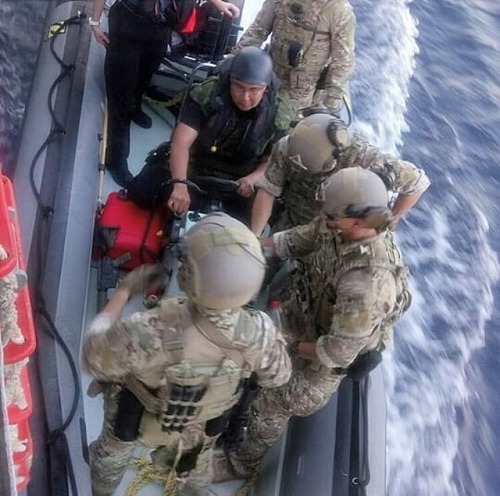 Assaulters from Canada’s elite JTF2 seen providing VBSS training to the Mexican Navy FES AM (Mexican