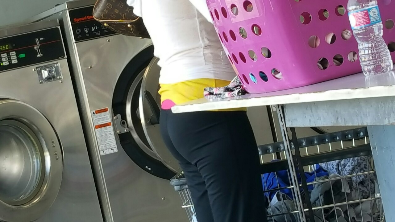 candidcreeper:  Grrrr… She’s dirty just like her panties.   Thanks for the submission!