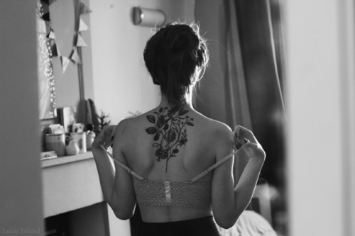 lucieinland:  new photo set with Sophie on my website