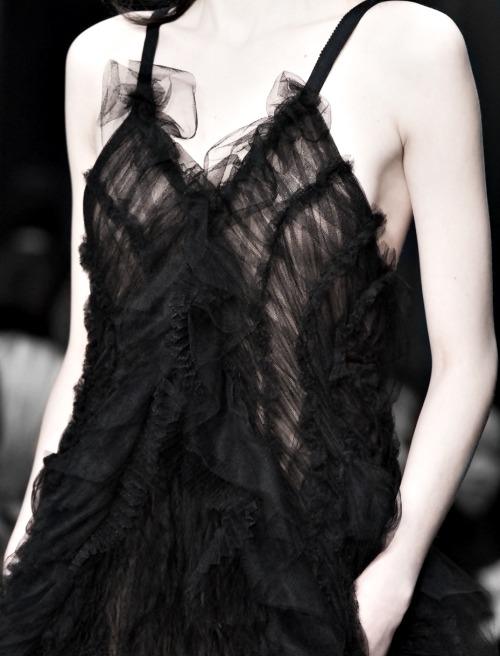 130186:  Vera Wang Fall 2014 