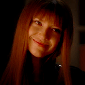 lari-elassea:  Endless list of favorite fictional characters  Alt!Olivia Dunham [Fringe]  