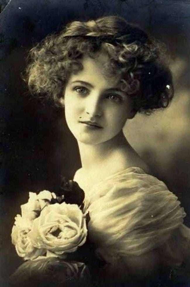 Porn Pics vintagecoldcases:Blanche Monnier was a french
