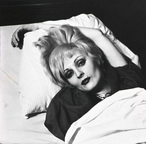 mypurestcandle:Candy Darling on her Deathbed - Peter Hujar