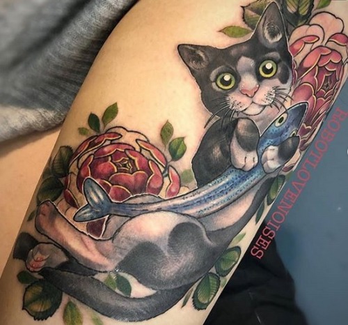 Cute cat tattoo for this client by artist Coralynn Rowell at Empire Tattoo Boston ^_^www.empiretatto