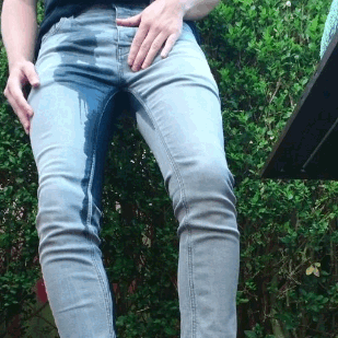 omonotagain:  omonotagain:  jjbabb01:Really had to go !  I thought this was removed,