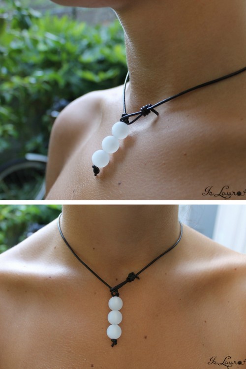 DIY Knotted Pearl Necklace Tutorial from Is Laura.This is billed as a 2 minute DIY if you know what 