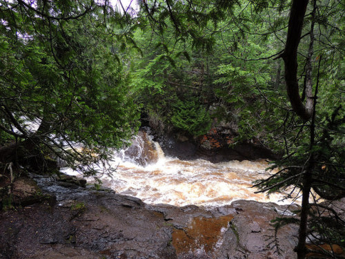 Cascade River by Chicago Man on Flickr.