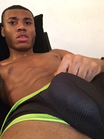 phreakygeminidgaf:  Thomas Tekno 🍆
