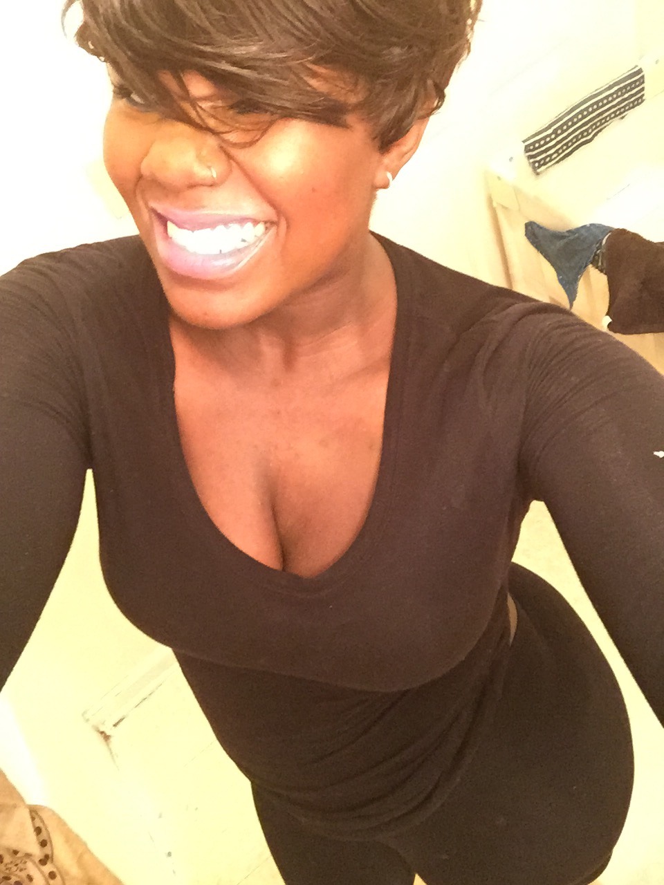thegardenofeedan:  i was even late to my own damn online celebration lmao. ah well,
