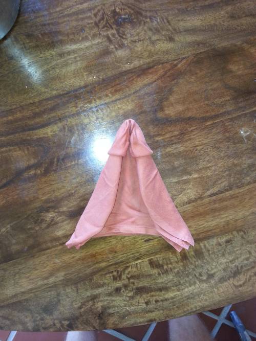 montondemierda:  Asi se hace un mandingo de tela con sus venas y todo. Es importante. 