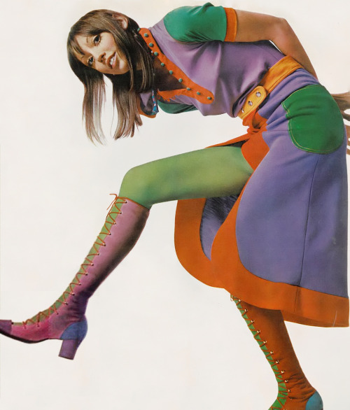 blueblackdream:Bert Stern, Shelley Duvall, Vogue, 1971
