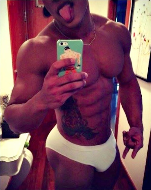 RicanRomeo adult photos