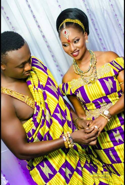 keeptheragetender: youngtbohb: blackloveisbeautiful: dachocolatethunder: Traditional Ghanaian Ceremo