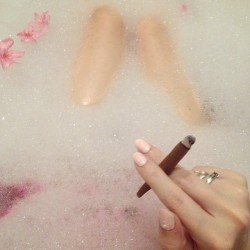 bluntess:  i stay taking baths honesty 💁 