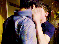 skins-tvshow:  SKINS UK POSTS &gt;&gt;